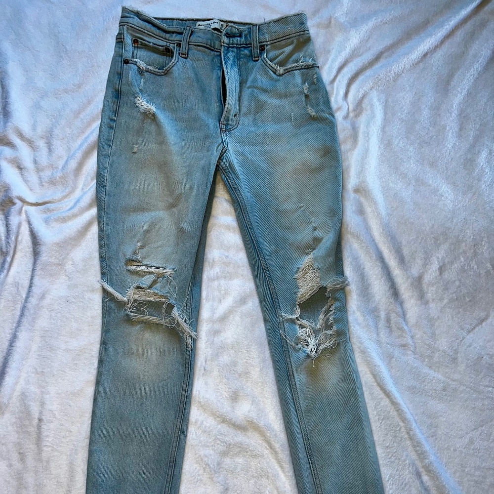 Abercrombie TheHigh Rise Skinny size 2